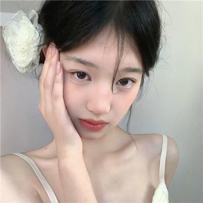 画里真真
